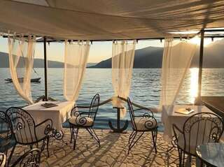 Отель Eco Hotel Carrubba Тиват-0