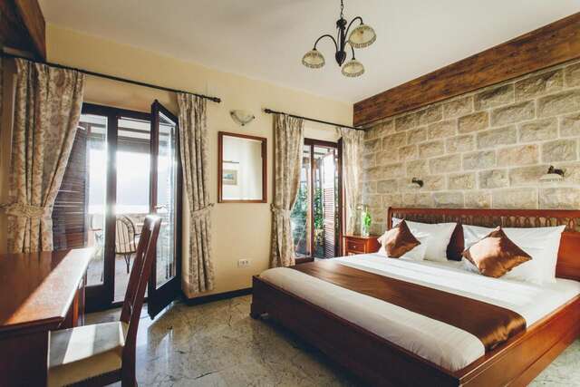 Отель Eco Hotel Carrubba Тиват-10